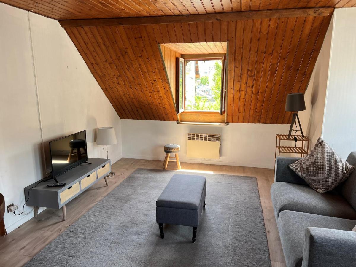 Top Floor Apartment With Mountain Views In The Centre Of Argeles Gazost Εξωτερικό φωτογραφία